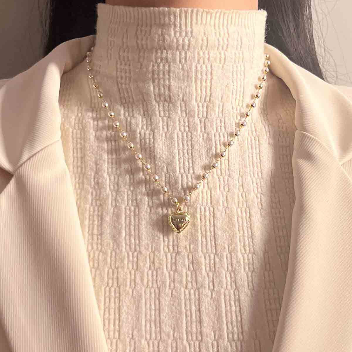 Charming Pearl Necklace for Any Occasion