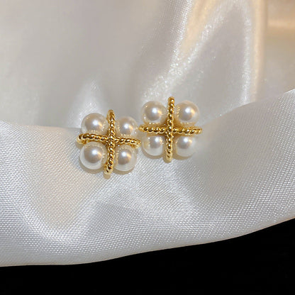 Stunning Pearl Earring for Daily Wear