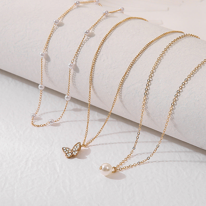 Classic Pearl Necklace with Timeless Appeal