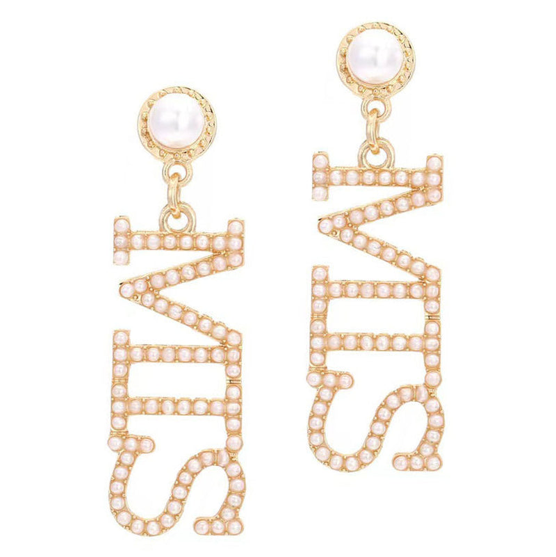 Beautiful Pearl Earring with Unique Style