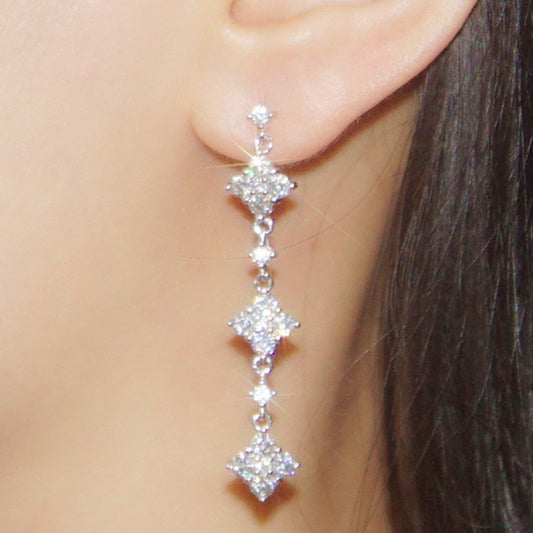 Romantic Earring for Special Moments