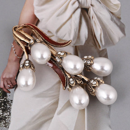 Stunning Pearl Piece for Daily Wear