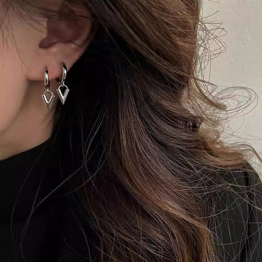 Charming Earring for Any Occasion
