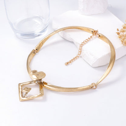 Classic Necklace with Timeless Appeal