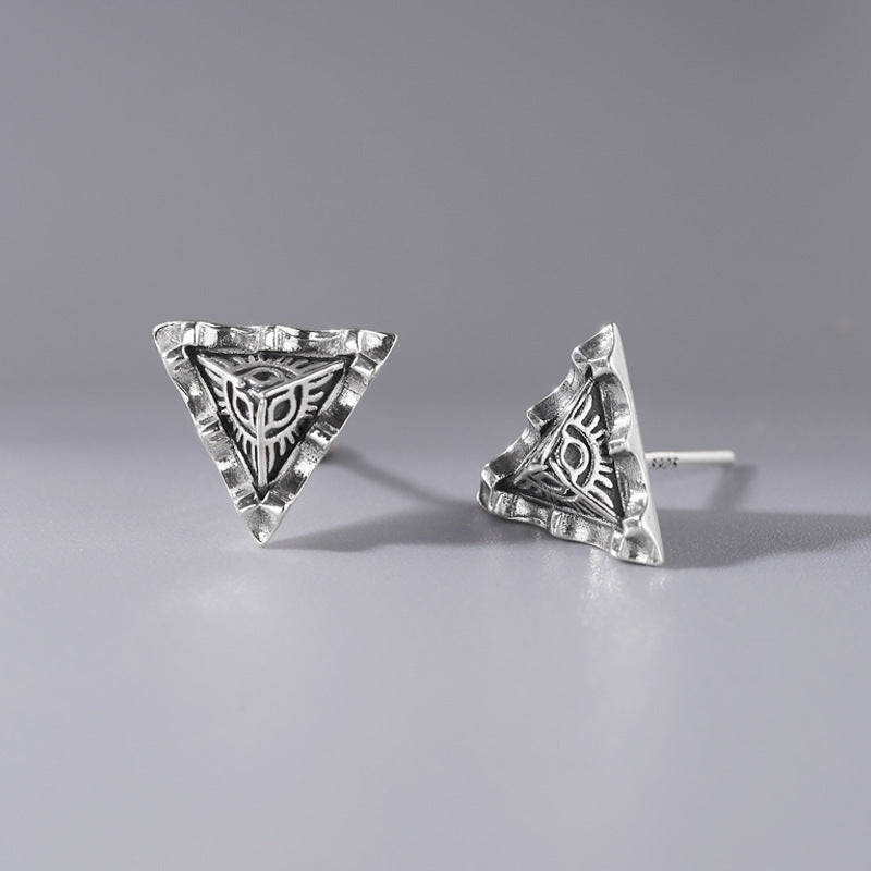 Classic Earring with Timeless Appeal