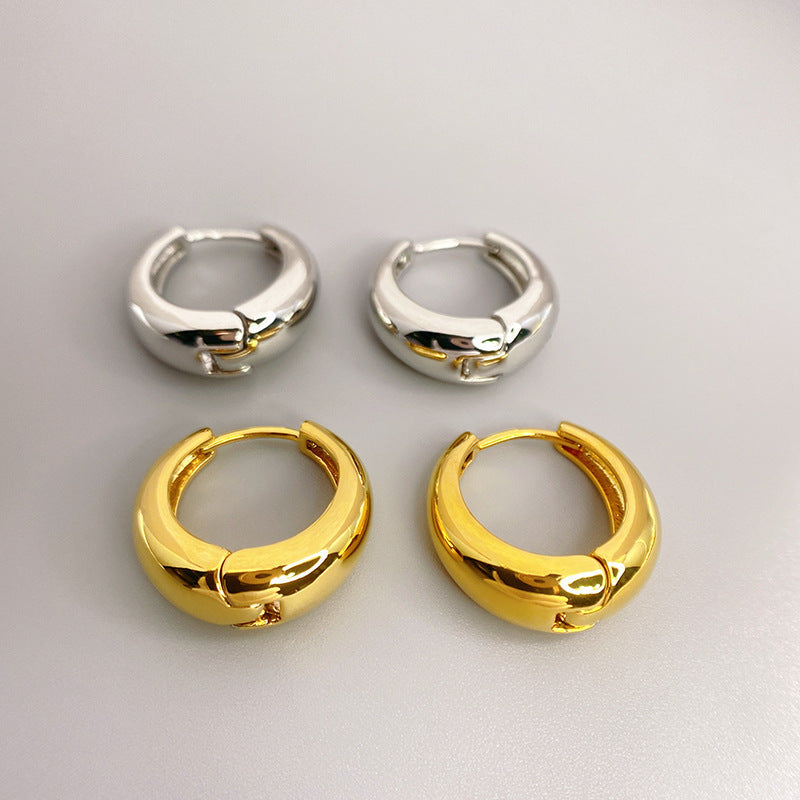 Charming Earring for Any Occasion