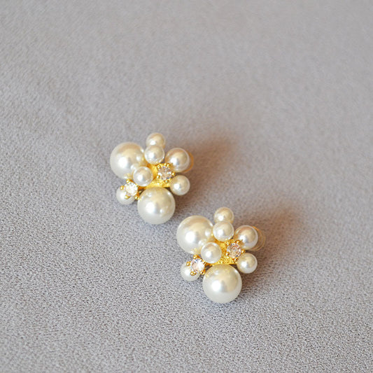 Beautiful Silver Earring with Unique Style