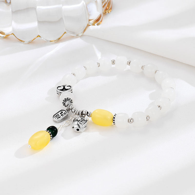 Classic Silver Bracelet with Timeless Appeal