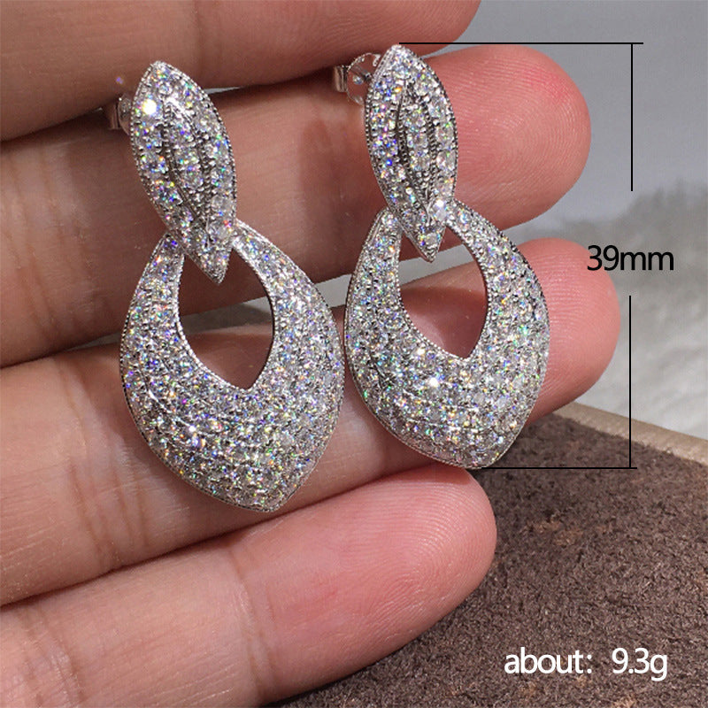 Beautiful Set with Unique Style