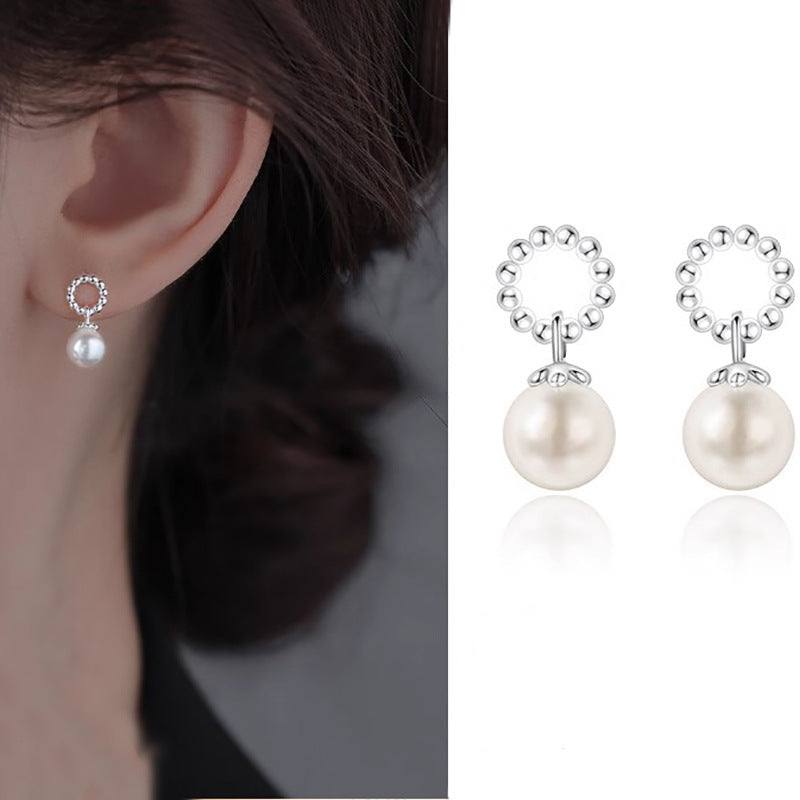Beautiful Pearl Earring with Unique Style