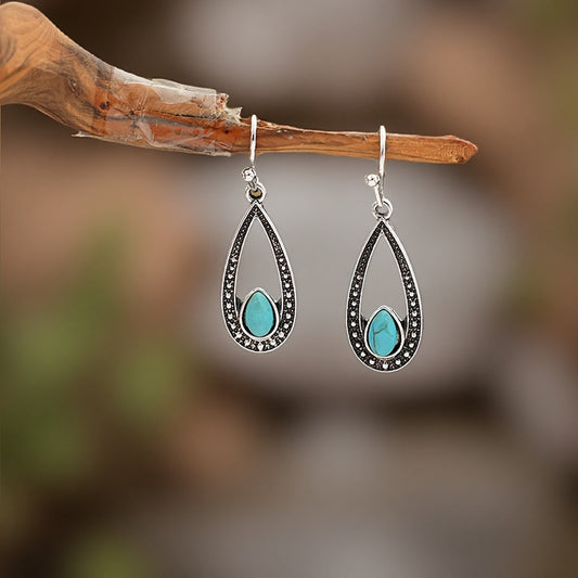 Classic Earring with Timeless Appeal
