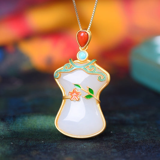 Classic Gold Necklace with Timeless Appeal
