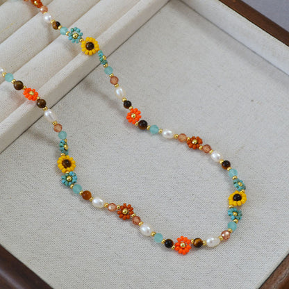 Classic Pearl Necklace with Timeless Appeal