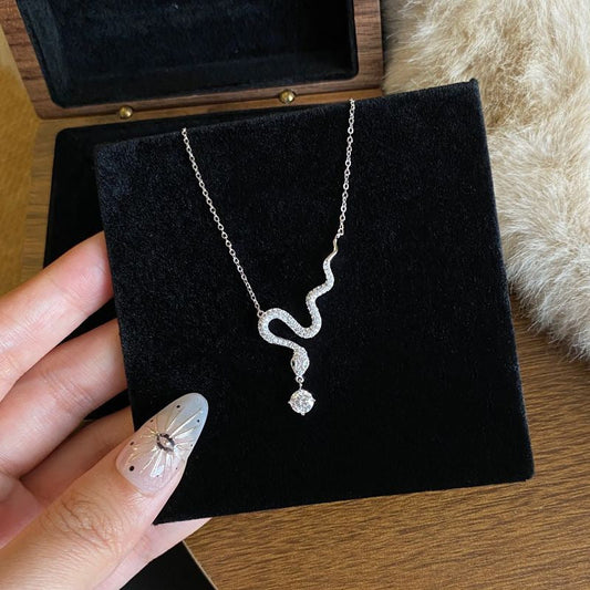 Charming Necklace for Any Occasion
