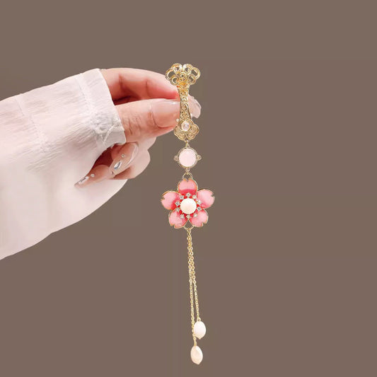 Beautiful Pendant with Unique Style