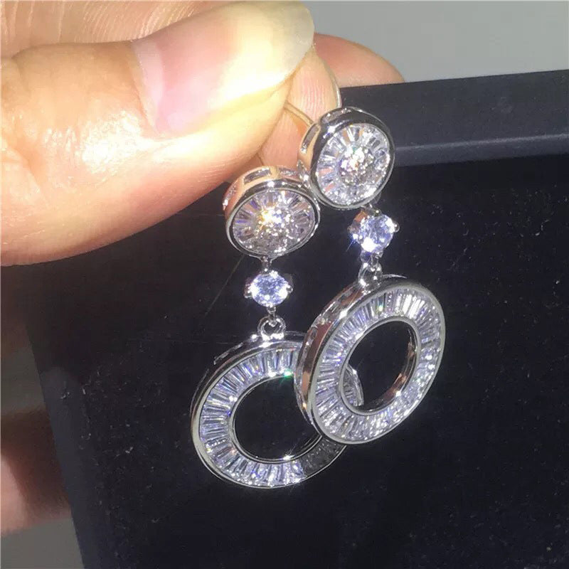 Classic Earring with Timeless Appeal
