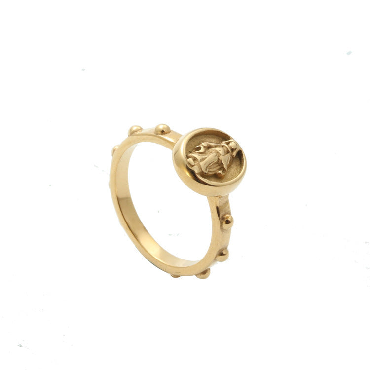 Romantic Gold Ring for Special Moments