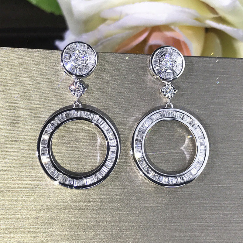 Classic Earring with Timeless Appeal