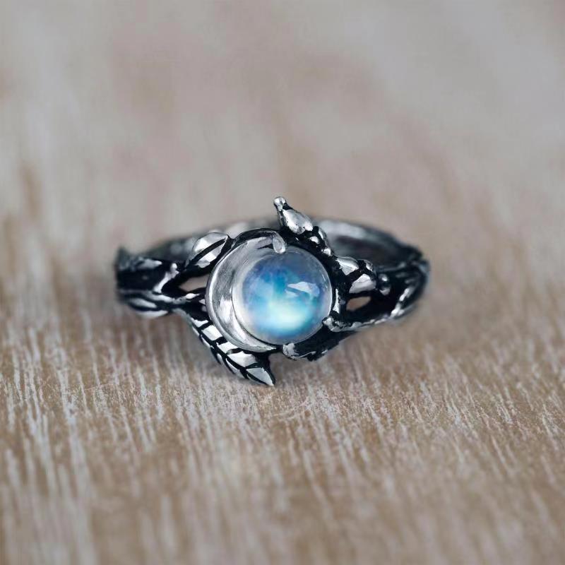 Beautiful Ring with Unique Style