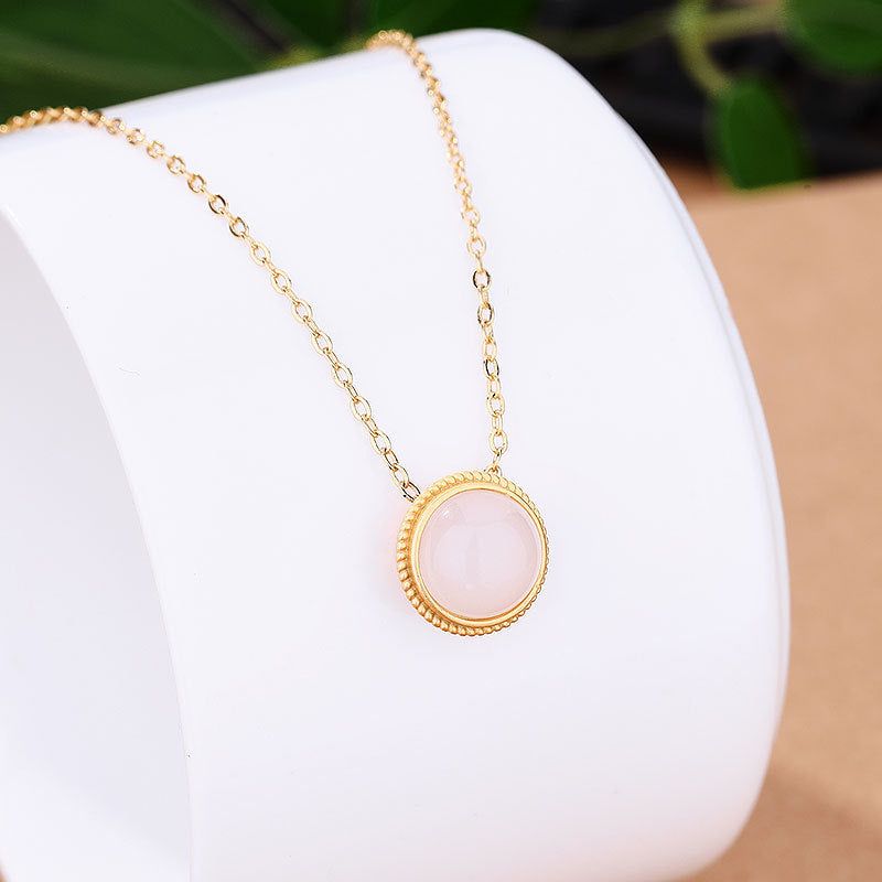 Elegant Gold Necklace for Every Occasion