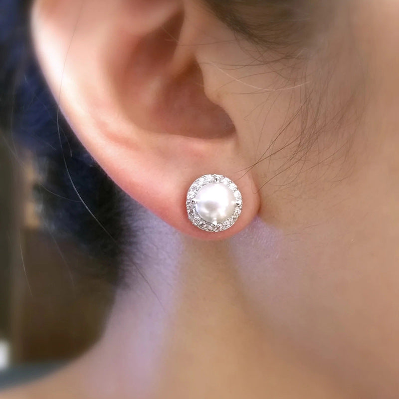 Stunning Pearl Earring for Daily Wear