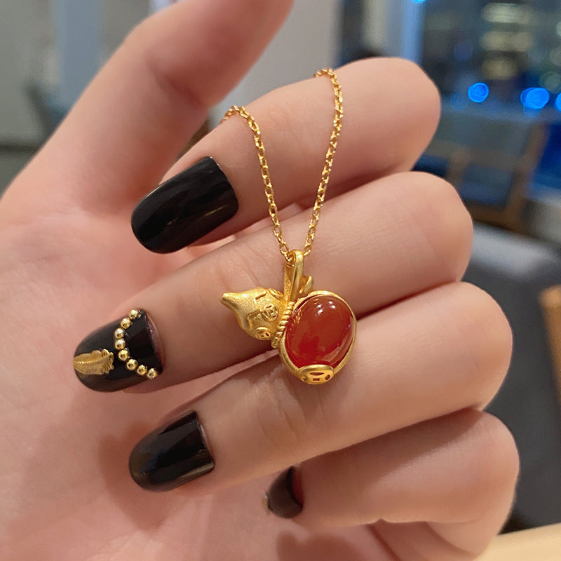 Stunning Gold Necklace for Daily Wear