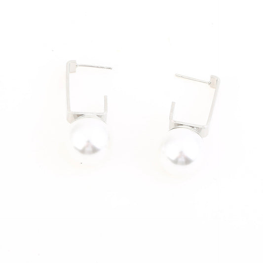 Romantic Pearl Earring for Special Moments