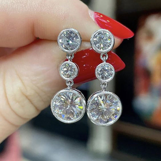 Charming Earring for Any Occasion