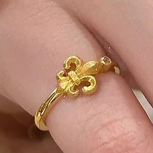 Elegant Gold Ring for Every Occasion
