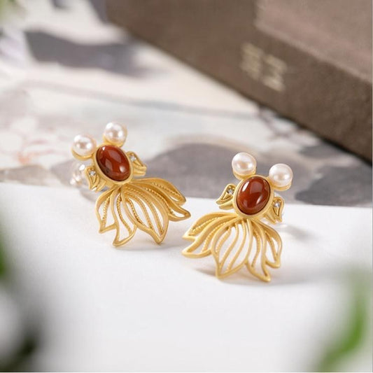 Classic Silver Earring with Timeless Appeal