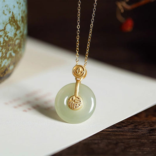 Elegant Gold Necklace for Every Occasion
