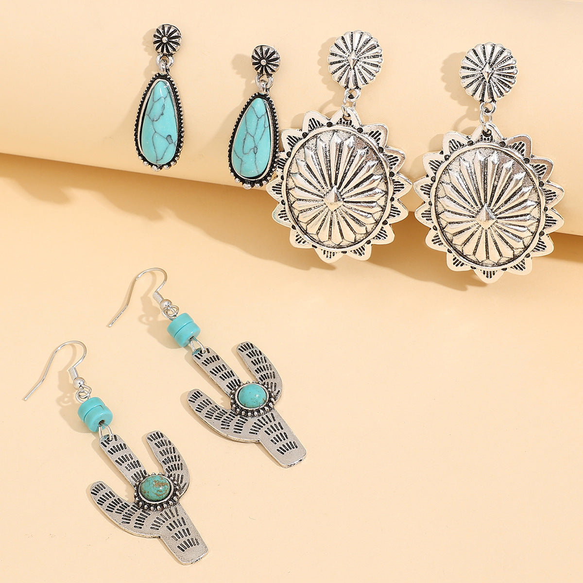 Vintage Handmade Earring