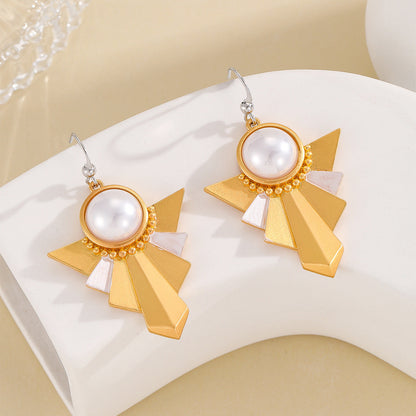 Stunning Pearl Earring for Daily Wear
