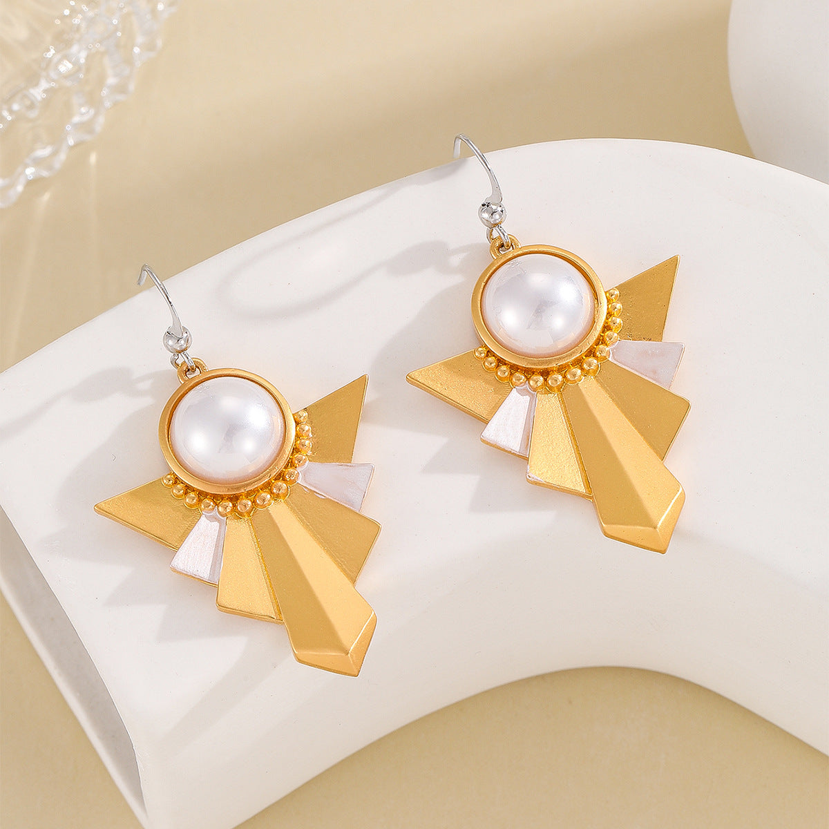Stunning Pearl Earring for Daily Wear