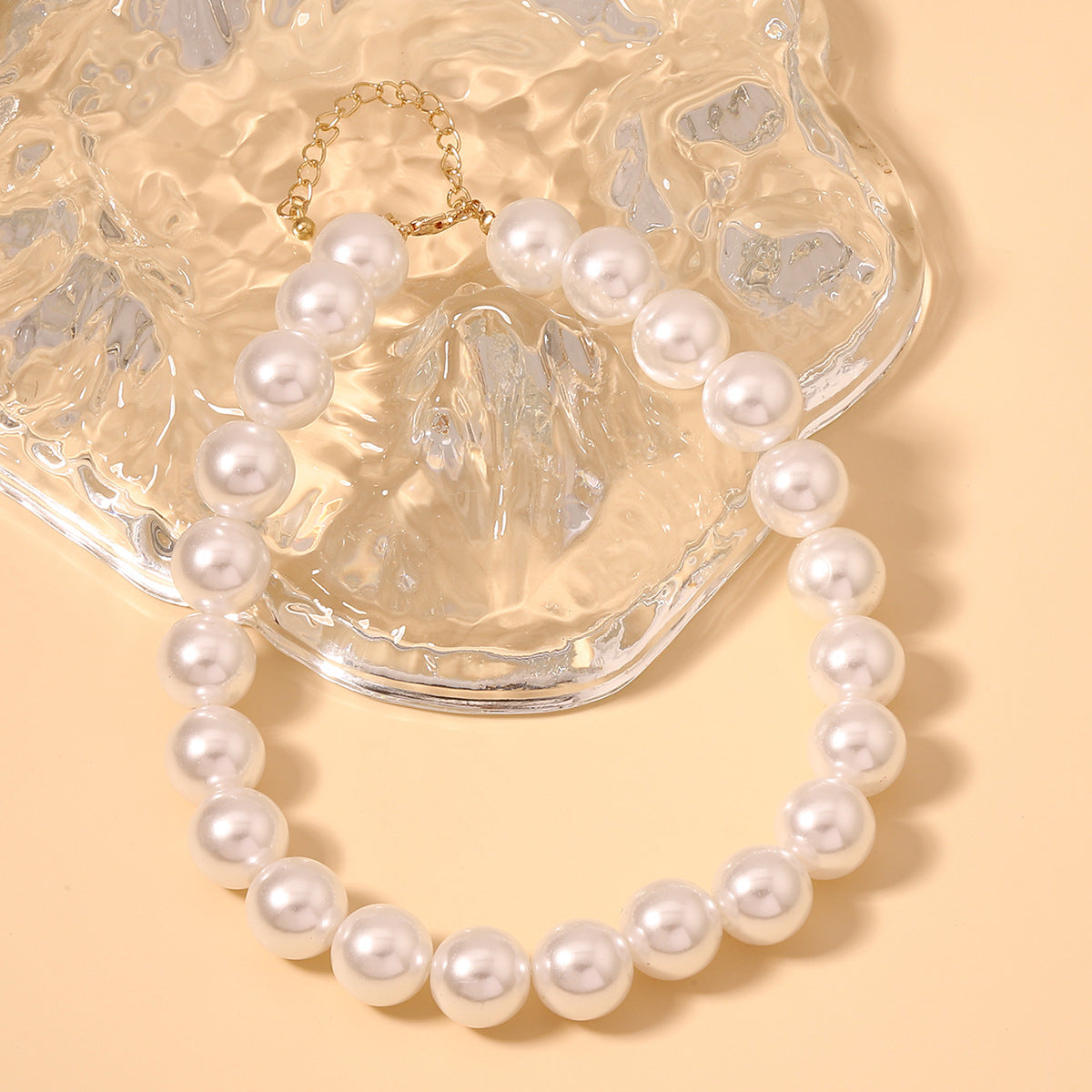 Stunning Pearl Necklace for Daily Wear