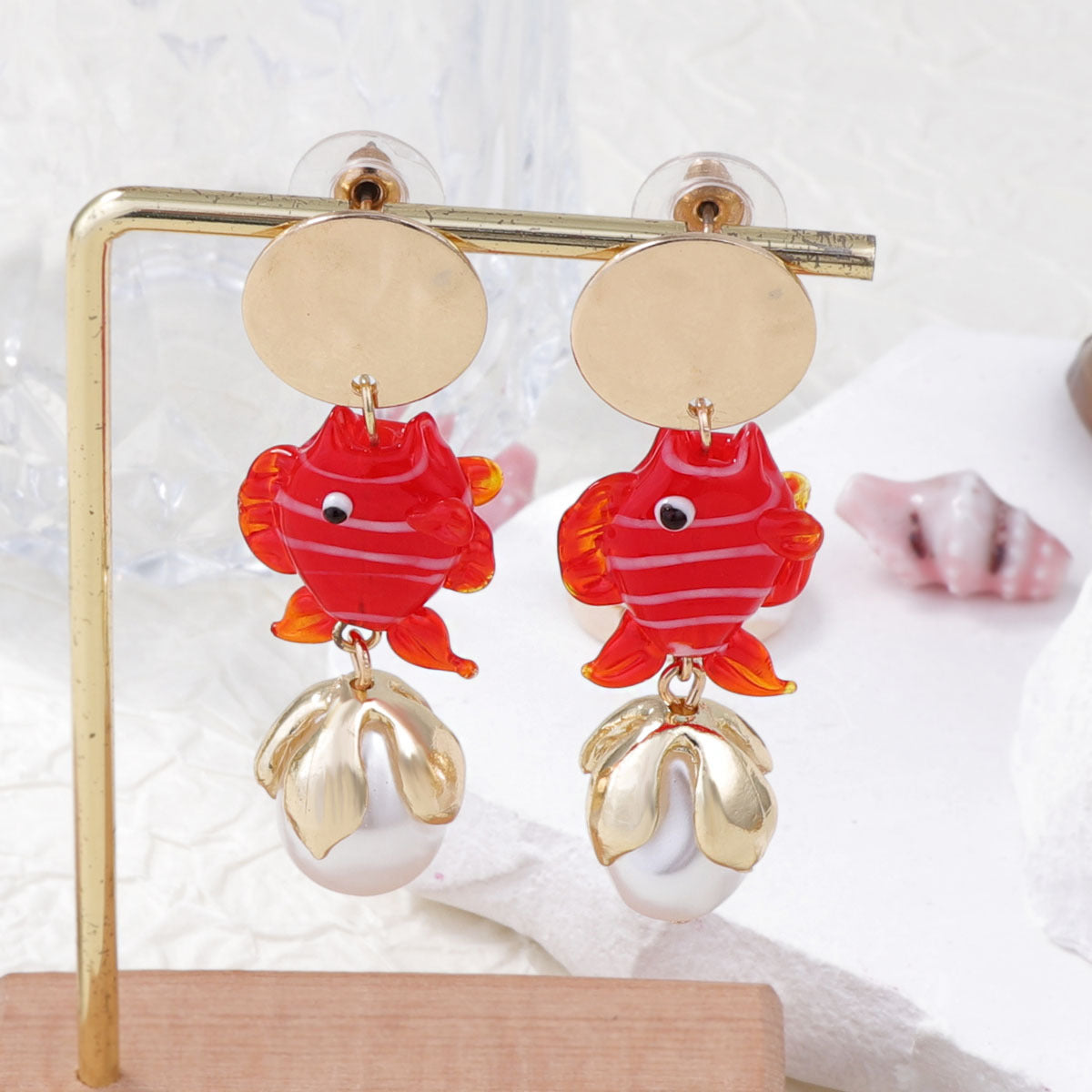Classic Pearl Earring with Timeless Appeal