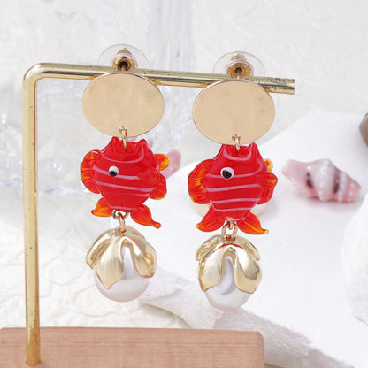 Classic Pearl Earring with Timeless Appeal