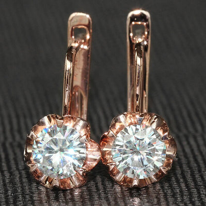 Romantic Gold Earring for Special Moments