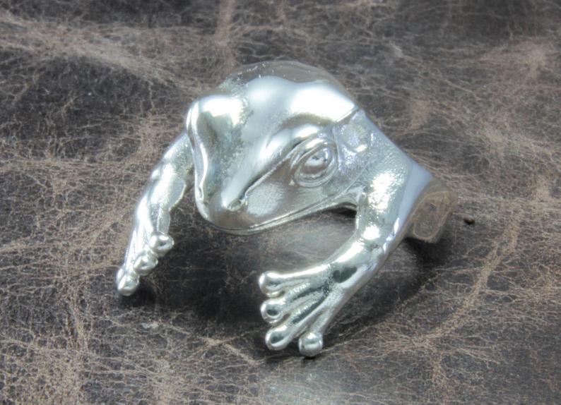 Stunning Ring for Daily Wear