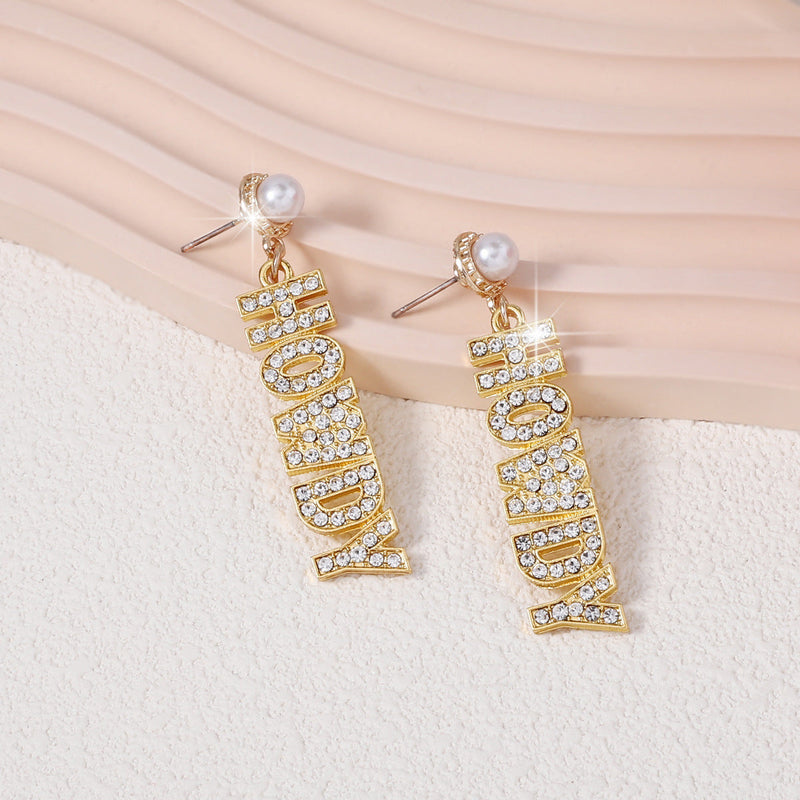 Beautiful Pearl Earring with Unique Style