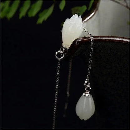 Charming Silver Earring for Any Occasion