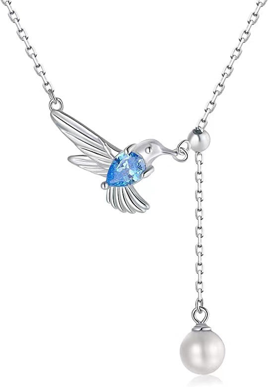 Beautiful Pearl Necklace with Unique Style