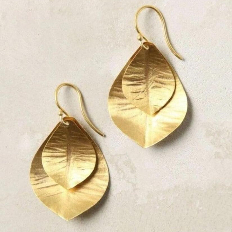 Beautiful Gold Earring with Unique Style
