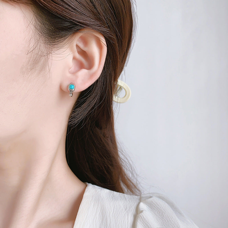 Elegant Earring for Every Occasion