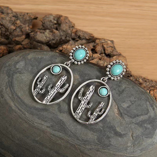 Charming Earring for Any Occasion