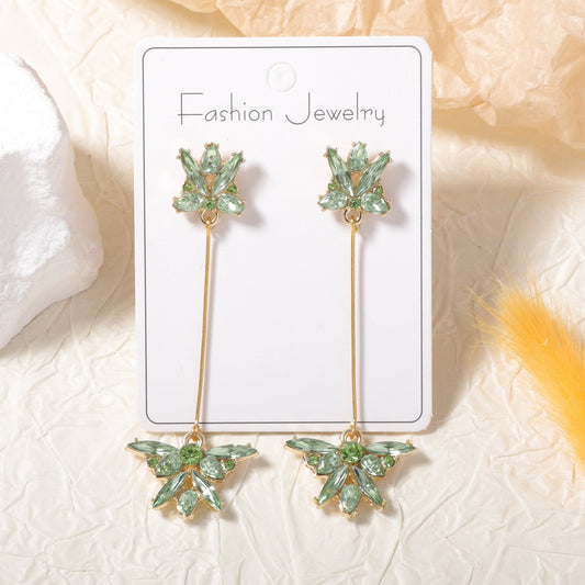 Charming Earring for Any Occasion