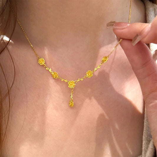Elegant Gold Necklace for Every Occasion