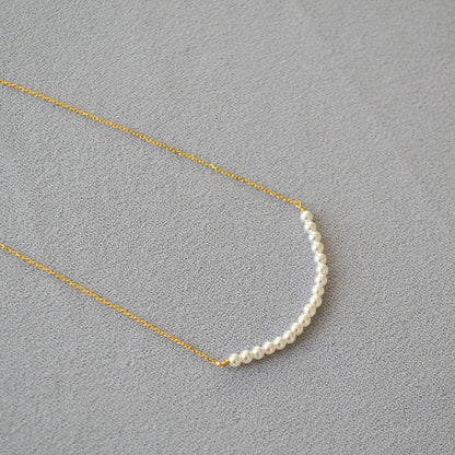 Romantic Pearl Necklace for Special Moments