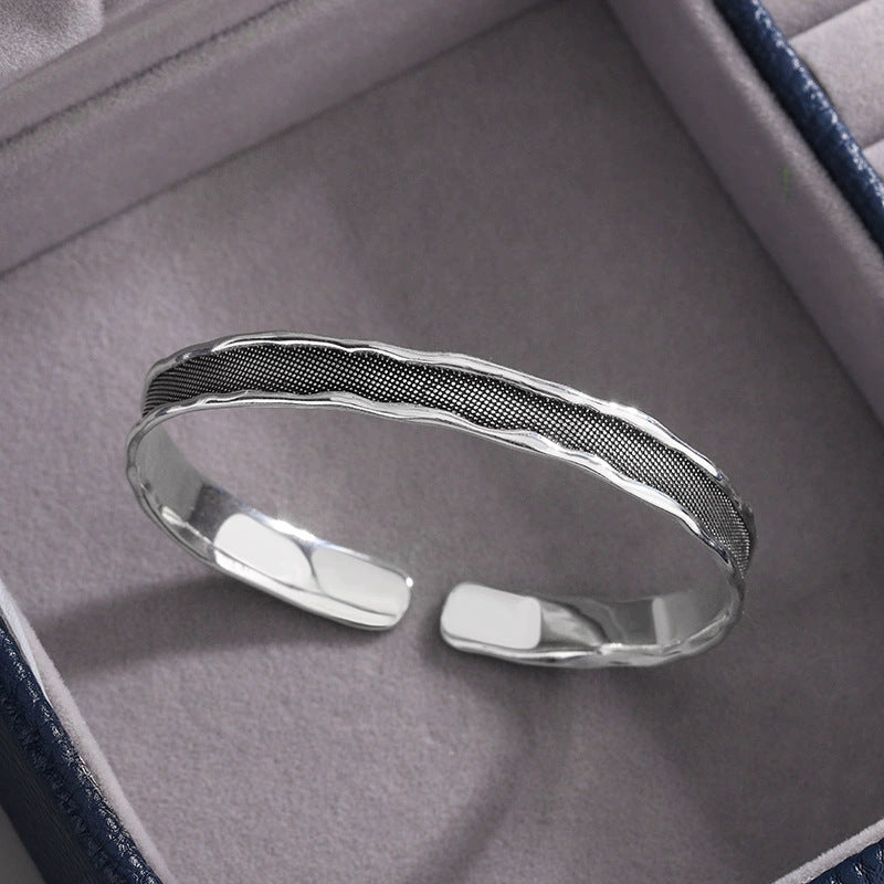 Romantic Silver Bracelet for Special Moments
