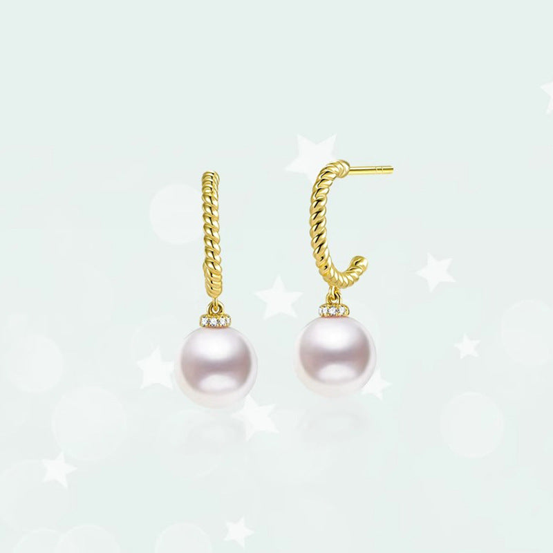 Classic Pearl Earring with Timeless Appeal